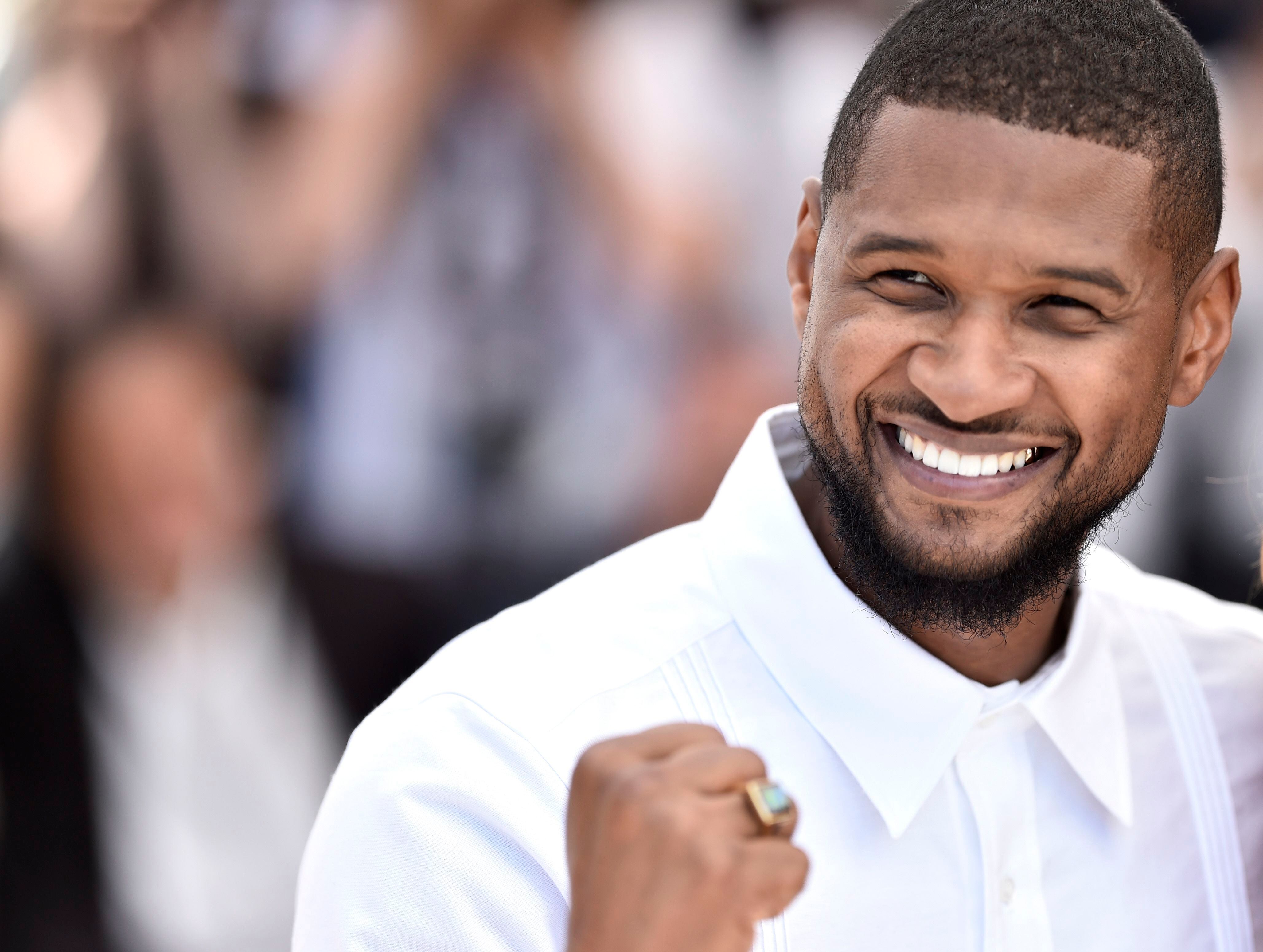 Usher will perform at halftime of Super Bowl LVIII in Las Vegas, the NFL  announced T-Shirt - Roostershirt