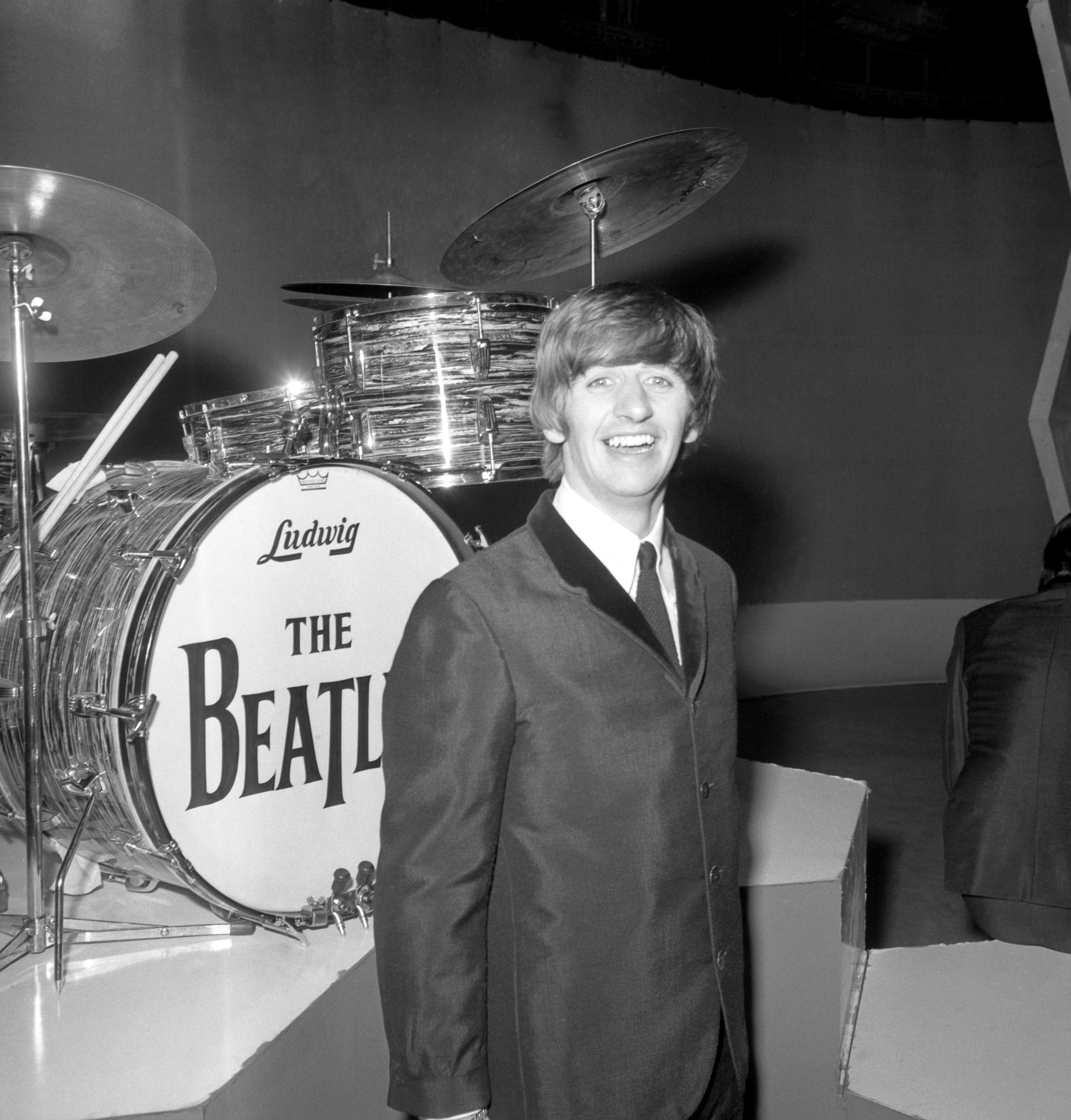Peace and love: Beatles drummer Ringo Starr turns 83 – WFTV
