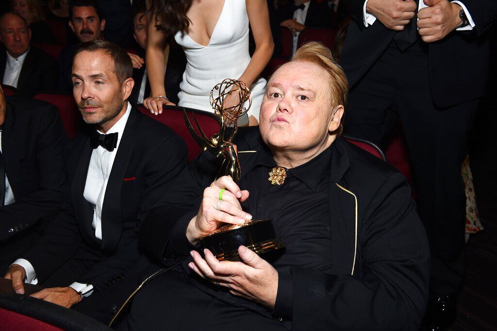 Louie Anderson: Comedian, 'Baskets' star undergoing cancer treatment