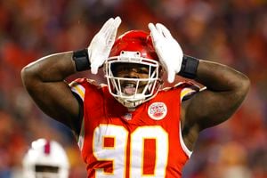 Kansas City Chiefs fans donate to Buffalo children's hospital