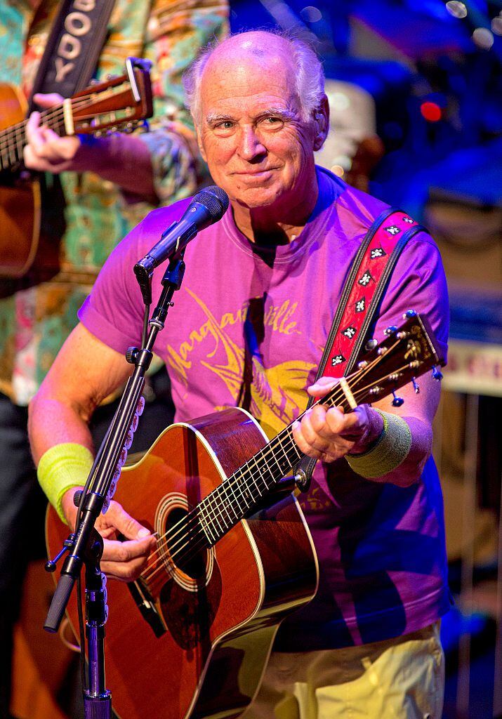 Jimmy Buffett, 76, was there when needed for dolphins & manatees - Animals  24-7